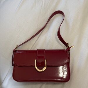 Elegant Red Leather Shoulder Bag